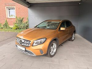 MERCEDES-BENZ-GLA 180-*Garantie*AHK*Navi*Rfk*LED*189EUR mtl,Vehículo de ocasión