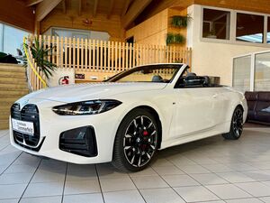 BMW-M440-i Cabrio xDrive STHZ, Leder braun,Ojetá vozidla