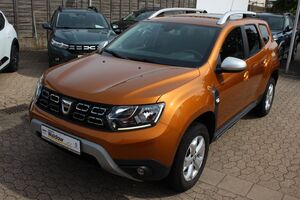 DACIA-Duster-II Comfort Standheizung Anhängerkupplung,Pojazdy używane