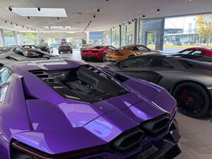 LAMBORGHINI-Revuelto-MATTLACK/PASSENGER/CARBON/ADPERSONAM,Polovna