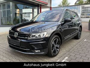 VW-Tiguan-Highline 4Motion *Automatik*Panorama*,Auto usate