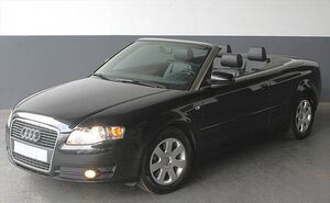 AUDI-A4-Cabrio 3,2 FSI Leder Navi Sound & Air AHK abn,Подержанный автомобиль