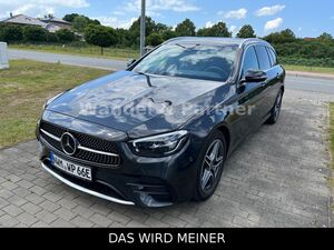 MERCEDES-BENZ-E 300-de T AMG-Line,Accident-damaged vehicle