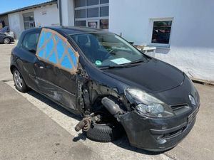 RENAULT-Clio-III Exception,Vehicule accidentate