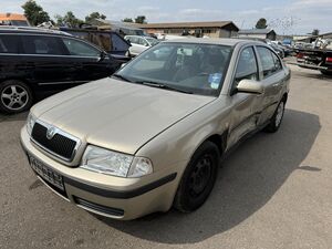 SKODA-Octavia-Ambiente,Karambolos autók