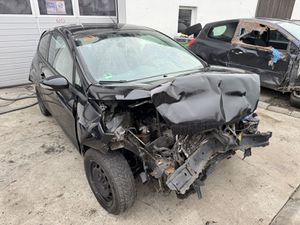 FORD-Fiesta-Trend,Karambolos autók