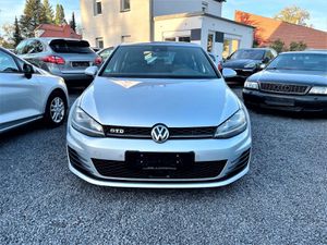 VW-Golf-VII Lim GTD/ACC/NAVI/XENON/SOUNDM/1HAND!!,Ojazdené vozidlá