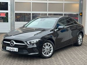 MERCEDES-BENZ-A 250-e DCT Limousine Style|Navi|Kamera|Allwetter,Unfallwagen
