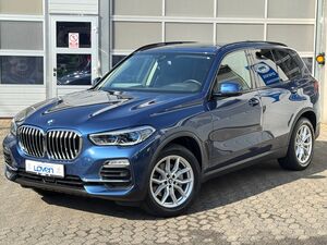 BMW-X5-xDrive30d|AHK|Leder|LaserLED|19LM|360Kamera,Begangnade