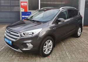 FORD-Kuga-2,0 TDCi Cool & Connect,Подержанный автомобиль