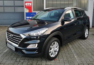 HYUNDAI-Tucson-16 GDI Trend 2WD *NAVI*AHK*Allwetterreif,Ojazdené vozidlá