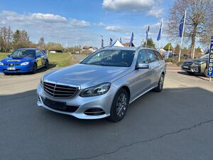 MERCEDES-BENZ-E 220-E220 T-Modell CDI Blue8fach Garantie,Comand AHK,Ojetá vozidla
