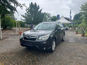 SUBARU-Forester-20D Exclusive*8 Fach-Bereifung,Begangnade