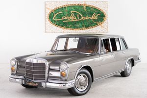 Mercedes-Benz-600-600,Олдтаймер (Раритетный автомобиль)