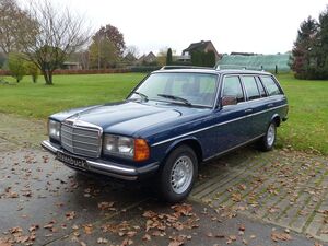 Mercedes-Benz-123er-280 TE,Oldtimer
