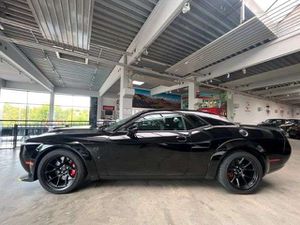 Dodge-Challenger-Hellcat Redeye Jailbreak,Pojazdy używane