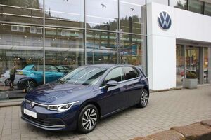 VW-Golf-VIII Lim Style 14 eHybrid DSG AHK,Standh,Употребявани коли