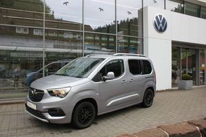 Opel-Combo-Life E Innovation 15 D Automatik Navi,Ojetá vozidla