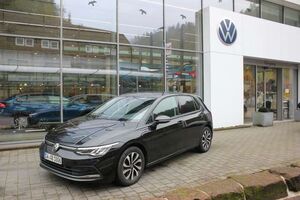 VW-Golf-VIII Lim Active 10 TSI Navi,ACC,PDC,LED,Vehículo de ocasión