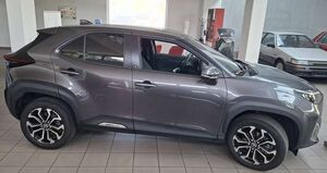 Toyota-Yaris Cross-Hybrid FWD Team D + WKR  + AHK + Elektr  Heckklappe+ Safaty Paket + Garantie,Vehículo de ocasión