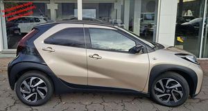 Toyota-Aygo X-Air Explore + Winterräder + Garantie,kullanılmış otomobil