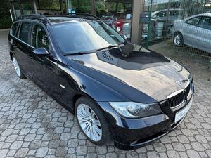 BMW-335-xi Touring *2Hand*Scheckheft*HU neu*Automatik*Panorama*Leder*Xenon*PDC*Memory*,Polovna