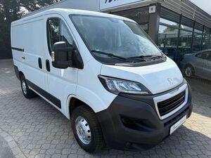 Peugeot-Boxer-Kasten 330 L1H1 Pro Avantage Edition *nur 116 TKM*1Hand*Klima*AHK*PDC*,Употребявани коли