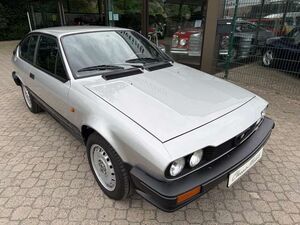 Alfa Romeo-GTV-GTV 20 *HU/AU 7/2028*H-Kennzeichen*schöner Zustand*,Véhicule d'occasion
