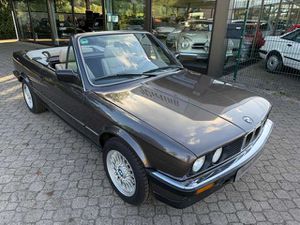 BMW-325-i Cabrio E30 *HU neu*Leder*Automatik*unverbastelt*,Олдтаймер (Раритетный автомобиль)
