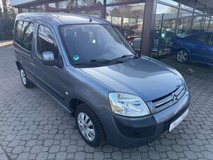 Citroen-Berlingo-Kombi 16 HDI Style *1Hand*nur 142 TKM*Klima*,nincs megadva