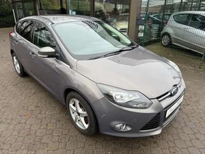 Ford-Focus-16 Titanium *nur 129 TKM*2Hand*Scheckheft*HU neu,Pojazdy używane