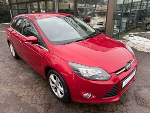 Ford-Focus-16 TI-VCT Champions Edition *HU 11/2027*Navi*PDC*,Begangnade