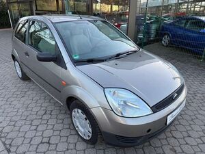 Ford-Fiesta-125 Ambiente *nur 89 TKM*1Hand*HU 3/2028*ZV*eFH*,Подержанный автомобиль