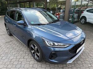 Ford-Focus-Turnier 10 EcoBoost Hybrid Active Design *Scheckheft*,Bruktbiler