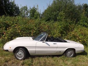 Alfa Romeo-Spider-2000-nahezu perfekt & äußerst attraktiv!!,Pojazdy używane