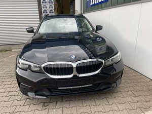 BMW-318-Automatic Advantage AHK, LED, Navi, Top Zustand,Bruktbiler