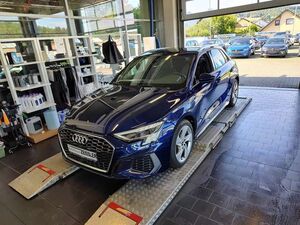 Audi-A3-40 TDI quattro S line,Véhicule d'occasion