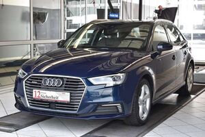 Audi-A3-Sportback 40 e-tron sport S-Tronic Leder*SHZ*AHK,Gebrauchtwagen