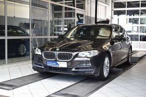 BMW-520-d Touring xDrive Bi-Xenon*Leder*Navi,kullanılmış otomobil