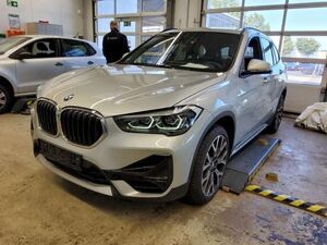 BMW-X1-Allrad Vollausstattung 2000 kg,Gebrauchtwagen
