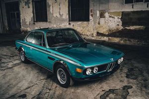 BMW-Sonstige-3,0 3,0 CSL Leichtbau-Coupe Vollrestaurierung,Подержанный автомобиль