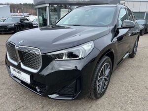 BMW-iX1-xDrive30 M Sportpaket UPE: *67390,01,--,Polovna