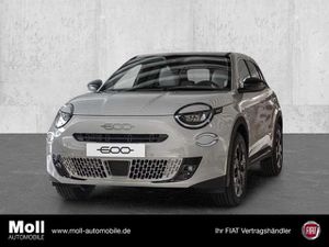 Fiat-600-La Prima Hybrid DCT Navi Massage Sitz LED,Pojazd testowy