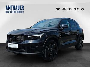 Volvo-XC40-B4 Ultra Black Edit  360°+PANO+BLIS+ALARM,Gebrauchtwagen