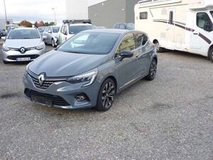 Renault-Clio-,Intens TCE 140  Navi, Sitzheizung, 360° Kamera , Einparkhilfe vorn+hinten, Nebelscheinwerfer, elektr Parkbremse,,Pojazdy używane