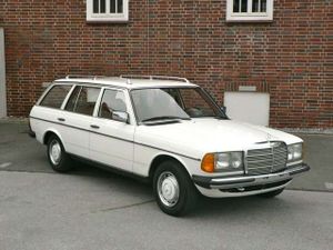 Mercedes-Benz-200-T Modell W123 *** Jahreswagenzustand,Oldtimer