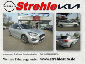 Ford-Focus-15l EcoBoost ST-Line, Technology, Family, Head-UP,Употребявани коли