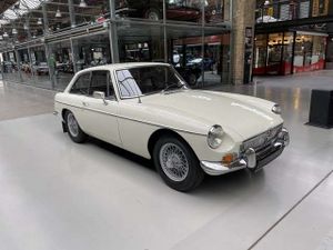 MG-MGB--GT 1800,Auto usate