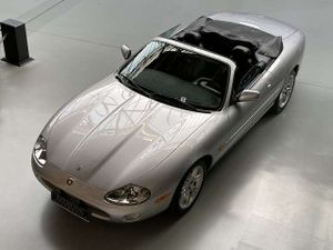 Jaguar-XK8-XK 8 4,0Ltr Cabriolet,Vehicule second-hand