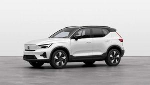 Volvo-XC40-Ultimate Recharge Pure Electric AWD,Neuwagen